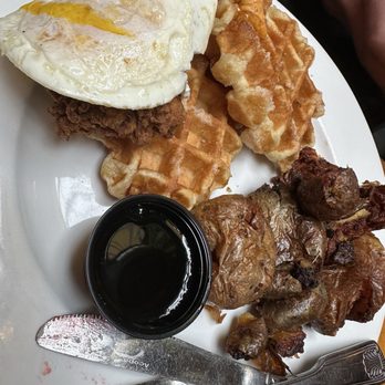 Lily's - Dayton - Chicken and waffle sandwich - Breakfast & Brunch Near Me - Dayton, Ohio Lily's - Dayton - Chicken and waffle sandwich - Breakfast & Brunch Near Me - Dayton, Ohio