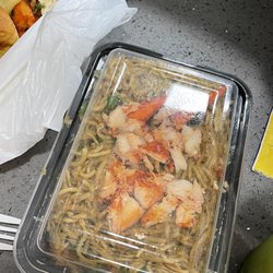 Best Bites Food Truck Events - Lobster garlic pasta