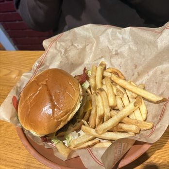 Chili's - Smokehouse Combo Pick 3 - American Near Me - Independence, Missouri