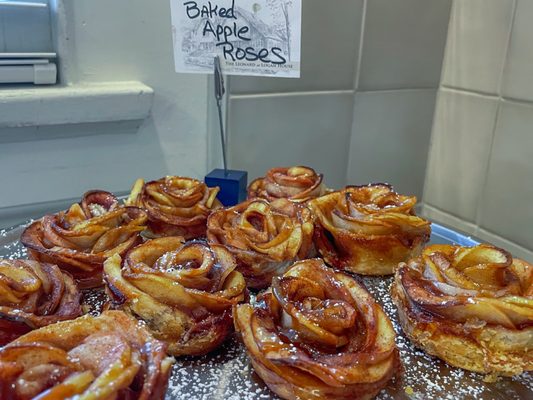 Photo of Leonard At Logan House, Bed & Breakfast - Grand Rapids, MI, US. Ruth's Famous Apple Roses!!