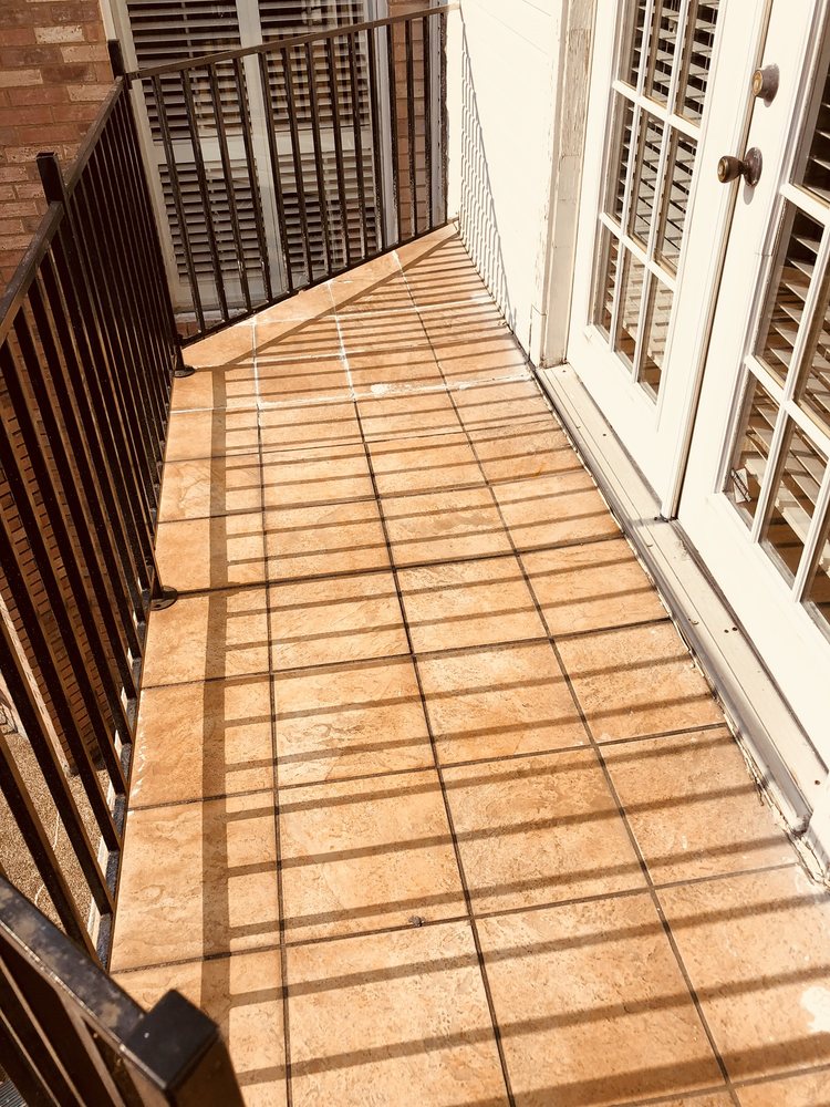 Slide of Quality Roofing Service