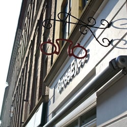 CrossEyes - Fronten