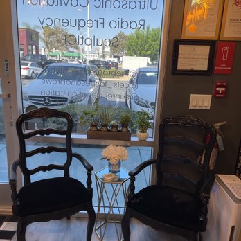 Bronzed Beauty Bar - Waiting area - Spray Tanning Near Me - Chino, California Bronzed Beauty Bar - Waiting area - Spray Tanning Near Me - Chino, California