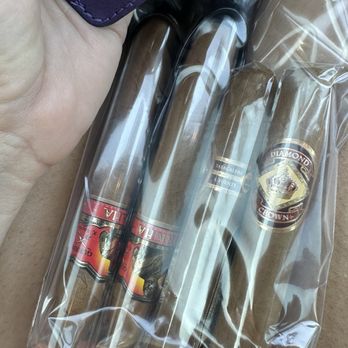Magnum's Cigars Wine & Liquor - Tobacco Shops Near Me - Phoenix, Arizona Magnum's Cigars Wine & Liquor - Tobacco Shops Near Me - Phoenix, Arizona