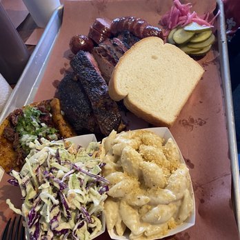 Interstellar BBQ - Brisket, ribs, bread, jalapeño slaw, Mac n cheese, lengua taco - Barbeque Near Me - Austin, Texas Interstellar BBQ - Brisket, ribs, bread, jalapeño slaw, Mac n cheese, lengua taco - Barbeque Near Me - Austin, Texas