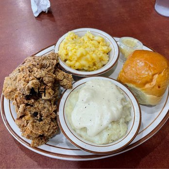Barksdale's - Fried Chicken Livers. Thursday Lunch Special.  Mashed Potatoes. Macaroni & Cheese.  Best roll I've had in a long time!!  Best. Best. Best - Southern Near Me - Memphis, Tennessee