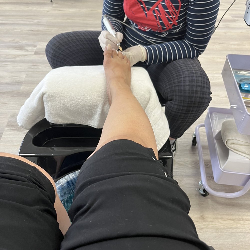 Dorita's Nails - Cleaning - Nail Salons Near Me - Rialto, California