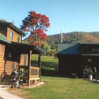 Bee Cliff Cabins - Guest Houses Near Me - Elizabethton, Tennessee
