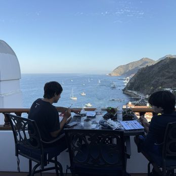 Catalina Dream Vacations - Outside patio - Vacation Rentals Near Me - Avalon, California Catalina Dream Vacations - Outside patio - Vacation Rentals Near Me - Avalon, California