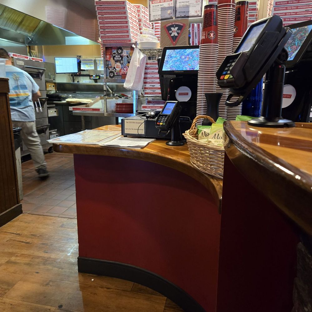 Extreme Pizza - Arlington - Pizza Near Me - Arlington, Virginia Extreme Pizza - Arlington - Pizza Near Me - Arlington, Virginia