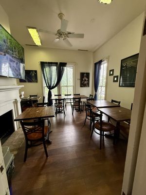 Laptop friendly cafe