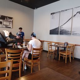 Large spacious dining room