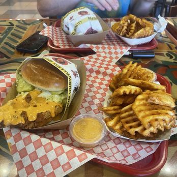 Hangry Joe's Hot Chicken - Chicken Wings Near Me - Kahului, Hawaii