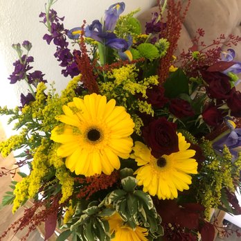 Flower Connection - Florists Near Me - Chula Vista, California