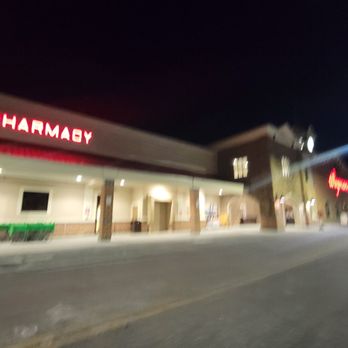 Wegmans - Exterior - Grocery Near Me - Malvern, Pennsylvania