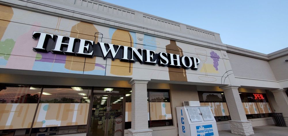 The Wine Shop Logo