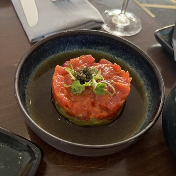 Wren - Tuna tartar - Cocktail Bars Near Me - Tysons, Virginia