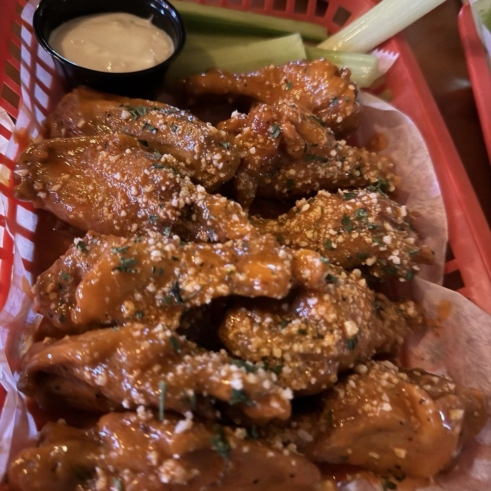 Sonny Red's - Medium wings - Pizza Near Me - Lackawanna, New York