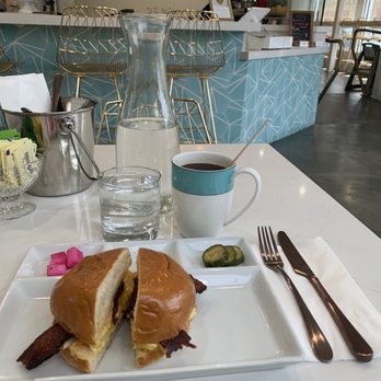 Bites & Bashes Cafe - Soft scrambled breakfast sandwich - Cafes Near Me - Lomita, California