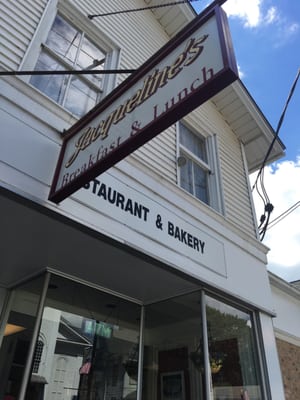 Jacqueline's by null