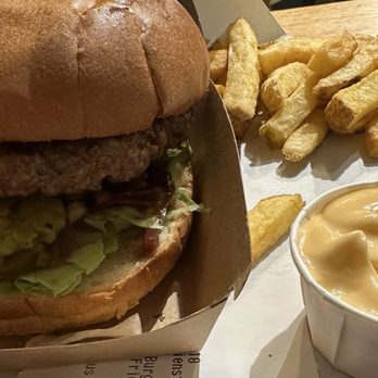 Burgerfabriek - Burgers Near Me - Amsterdam, New Hampshire Burgerfabriek - Burgers Near Me - Amsterdam, New Hampshire