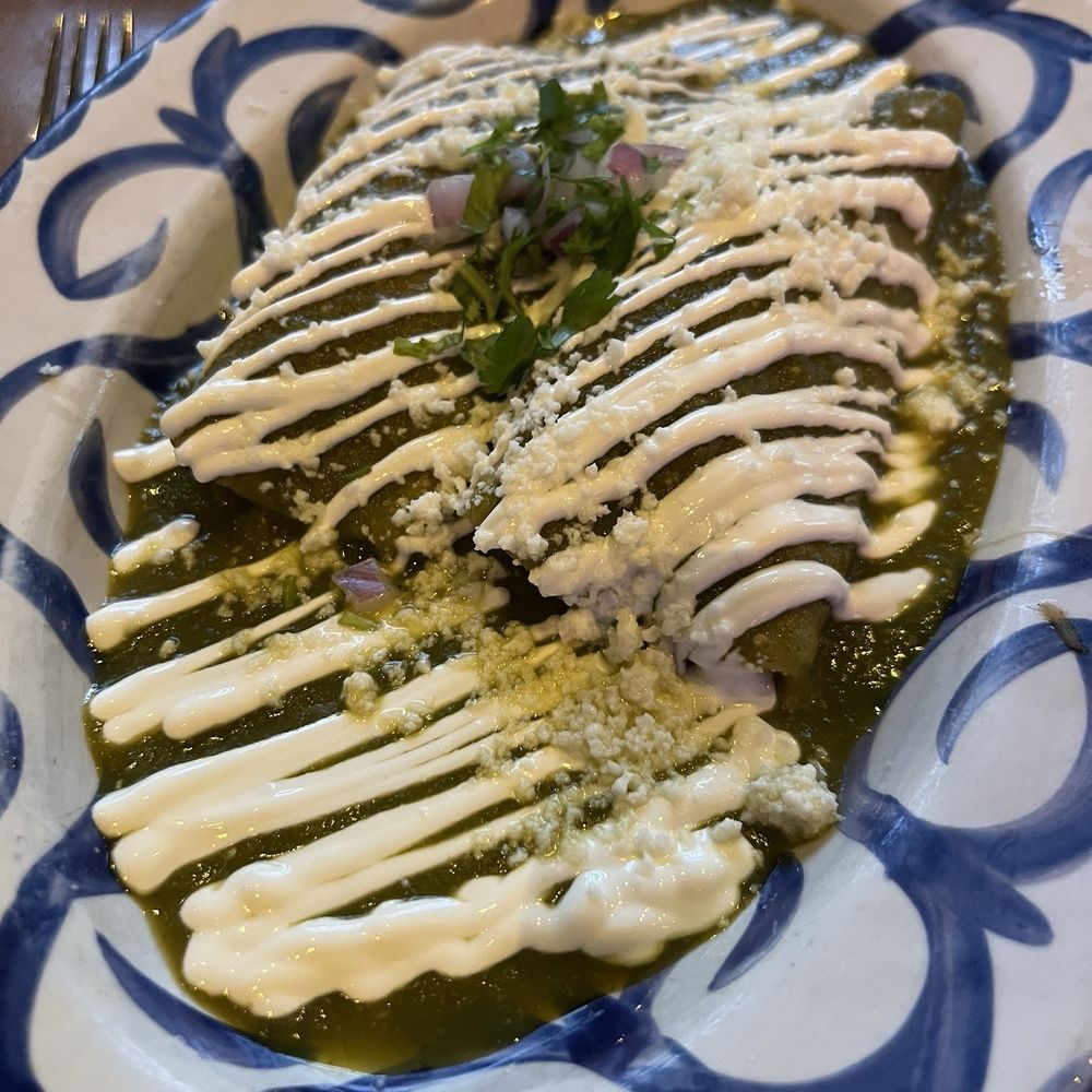 Rosa Mexicano - Chicken Enchiladas - Mexican Near Me - Oxon Hill, Maryland Rosa Mexicano - Chicken Enchiladas - Mexican Near Me - Oxon Hill, Maryland
