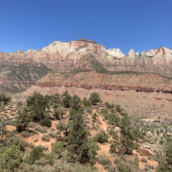 Watchman Trail - Hiking Near Me - Virgin, Utah Watchman Trail - Hiking Near Me - Virgin, Utah