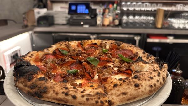 Double Zero Pie & Pub by null