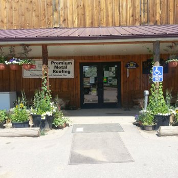 Kaycee General Store - Summer patio garden, eat or drink in comfort - Grocery Near Me - Kaycee, Wyoming