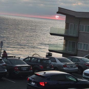 Sea Breeze - Sunset at Seabreeze - Vacation Rentals Near Me - Carlsbad, California Sea Breeze - Sunset at Seabreeze - Vacation Rentals Near Me - Carlsbad, California
