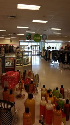 TJ MAXX - Updated September 2025 - 20 Reviews - 290 Larkin Dr, Monroe