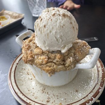 American Grub - Dissatisfied with peach cobbler. Looks better than it taste - Burgers Near Me - Tustin, California American Grub - Dissatisfied with peach cobbler. Looks better than it taste - Burgers Near Me - Tustin, California