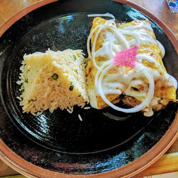 Hugo's - Enchiladas de Res - Mexican Near Me - Houston, Texas