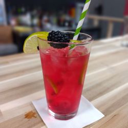 Antonios Pizza - Woo woo alcoholic drink