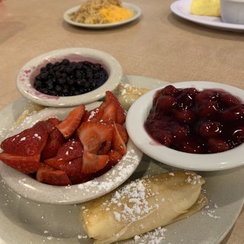 Sandfiddler Cafe - Cheese blintzes with fruit - Breakfast & Brunch Near Me - Norfolk, Virginia