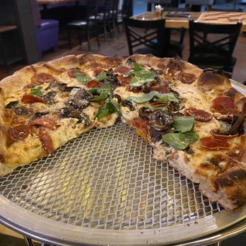 Zoli's NY Pizza - Amazing Pizza. Wow! I will be back! - Pizza Near Me - Addison, Texas Zoli's NY Pizza - Amazing Pizza. Wow! I will be back! - Pizza Near Me - Addison, Texas