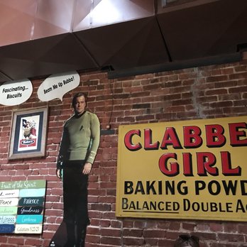 Babe's Chicken Dinner House - Interior decor featuring priceless works of fine art. - Chicken Shop Near Me - Roanoke, Texas
