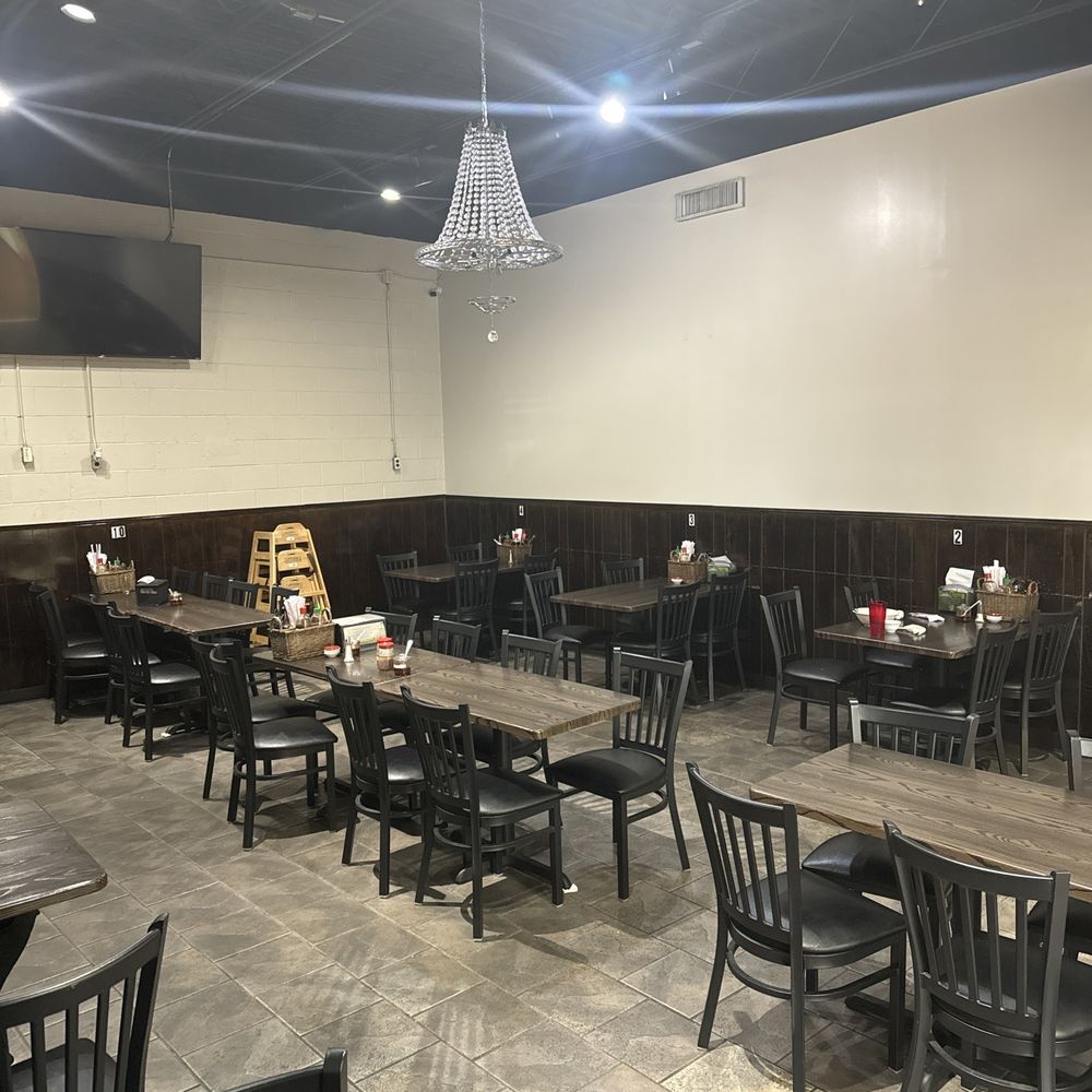 Pho House - The dinning room - Vietnamese Near Me - Memphis, Tennessee Pho House - The dinning room - Vietnamese Near Me - Memphis, Tennessee