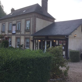 Le Bec Au Cauchois - Entrance - Restaurants Near Me - Valmont, 76