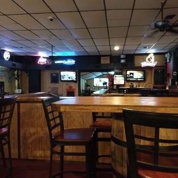 Barrel House - Sports Bars Near Me - Walterboro, South Carolina