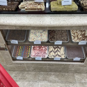 Buc-ee's - Fudge - Gas Stations Near Me - Daytona Beach, Florida Buc-ee's - Fudge - Gas Stations Near Me - Daytona Beach, Florida