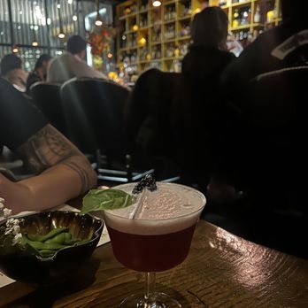 Kinjo Room - Bourbon Bramble - Sushi Bars Near Me - Atlanta, Georgia
