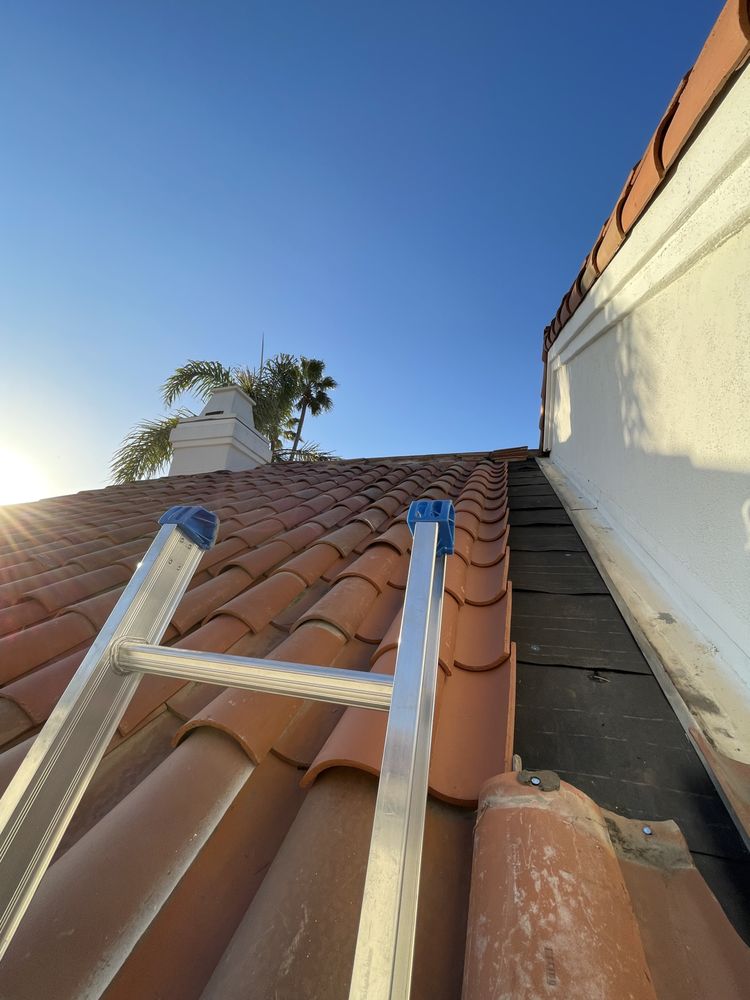 Slide of Aloha Roofing