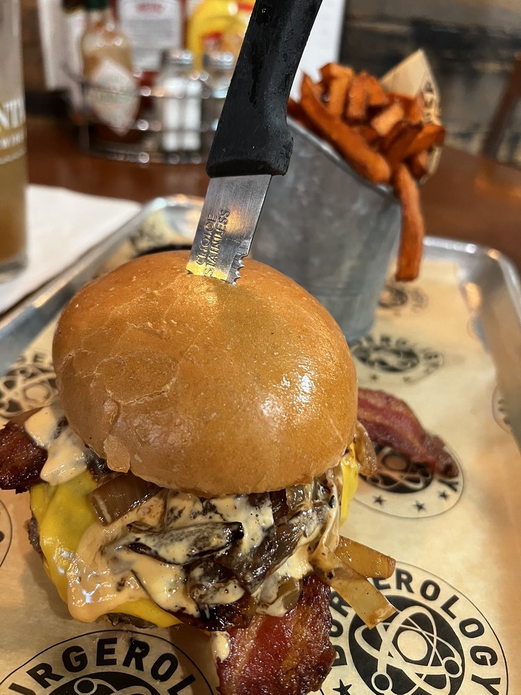 Burgerology - Huntington — Mexican restaurant in Huntington