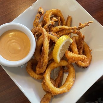 Ginza Sushi - Fried calamari - Sushi Bars Near Me - Honolulu, Hawaii Ginza Sushi - Fried calamari - Sushi Bars Near Me - Honolulu, Hawaii