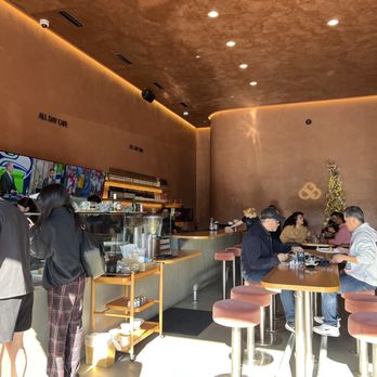 Bluberry Social - Interior - Breakfast & Brunch Near Me - Irvine, California Bluberry Social - Interior - Breakfast & Brunch Near Me - Irvine, California
