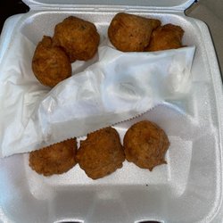 Daawat Indian Bistro - Not what I ordered and no idea what they are