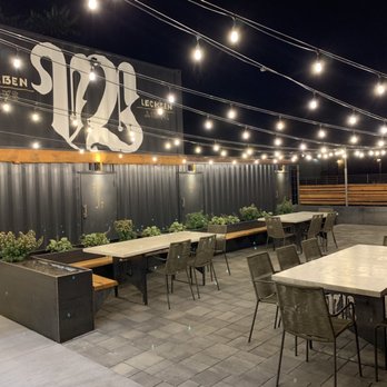 Von Bismarck - Outdoor patio - German Near Me - Reno, Nevada