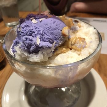 Max's Restaurant - Glendale - Halo - halo - Filipino Near Me - Glendale, California Max's Restaurant - Glendale - Halo - halo - Filipino Near Me - Glendale, California