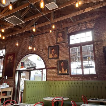 Edwin Mills by Equator - Fun interior - New American Near Me - Pasadena, California Edwin Mills by Equator - Fun interior - New American Near Me - Pasadena, California